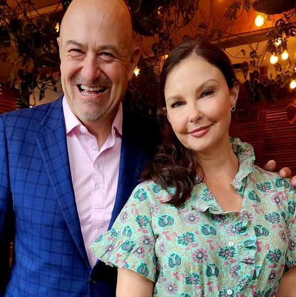 Meet your Posher, Joe - Picture 2 of 9